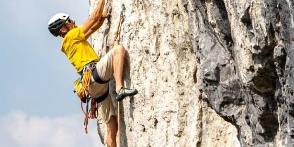 Un beau reportage sur les Denti della Vecchia et sur nos deux professeurs d&rsquo;escalade tessinois !